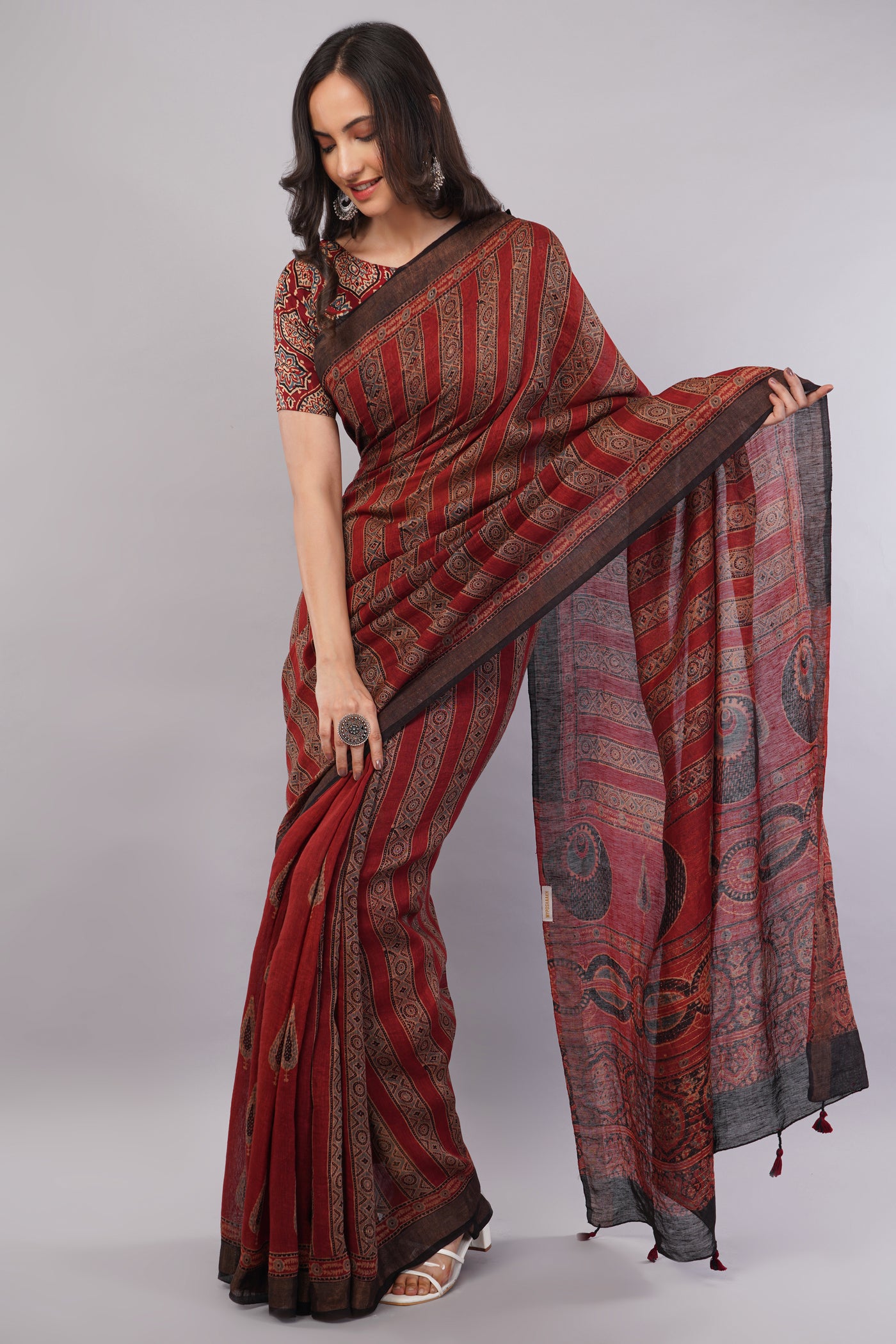 RIDDHIMA: MADDER HANDBLOCK AJRAKH PURE SILK-LINEN SAREE