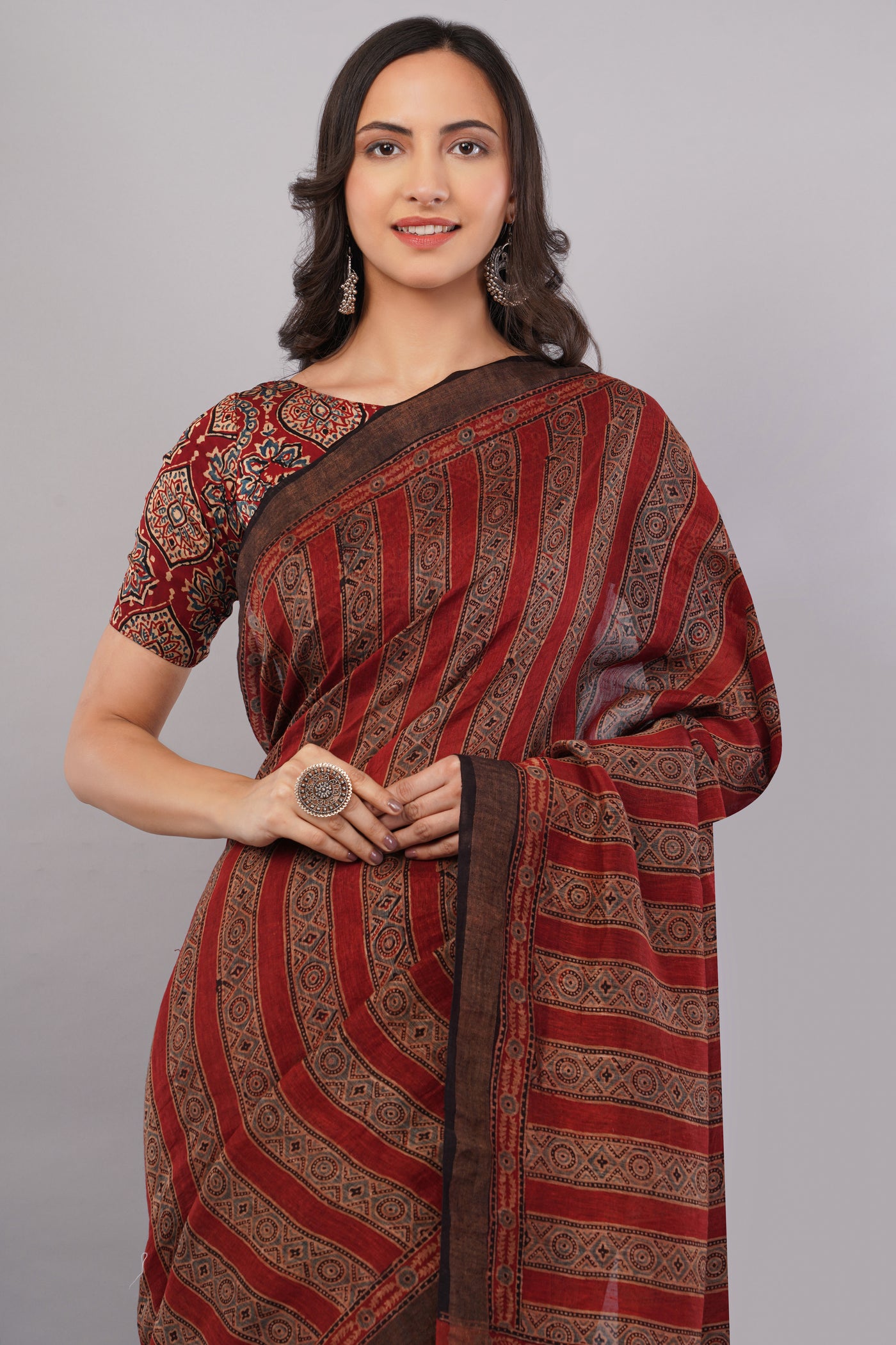 RIDDHIMA: MADDER HANDBLOCK AJRAKH PURE SILK-LINEN SAREE