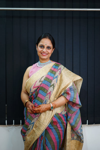 SHARDA:HAND DRAWN, HAND PAINTED PURE SILK-LINEN PEN KALAMKARI SAREE with meenakari border
