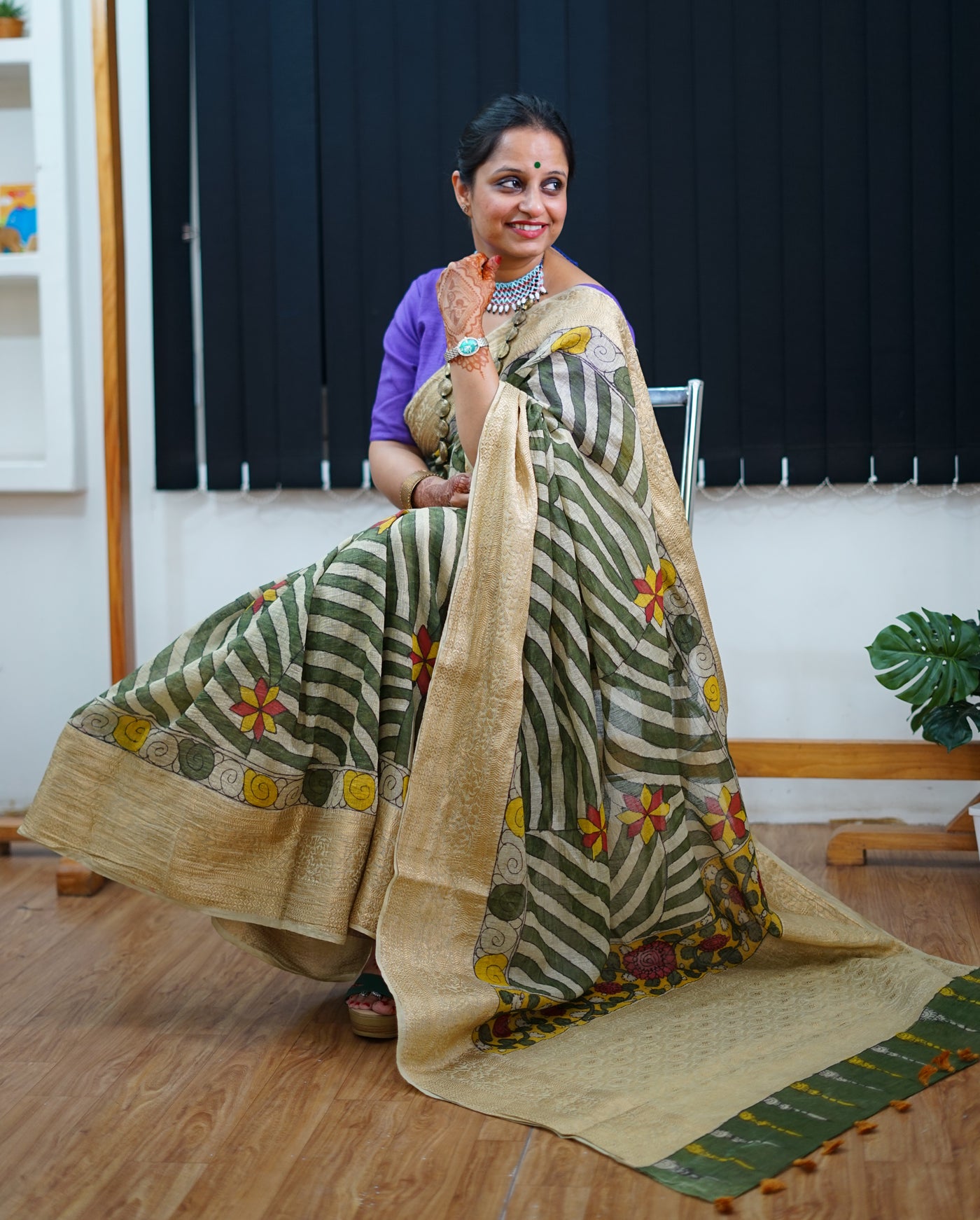 AADILAKSHMI:HAND DRAWN, HAND PAINTED PURE SILK-LINEN PEN KALAMKARI SAREE with meenakari border