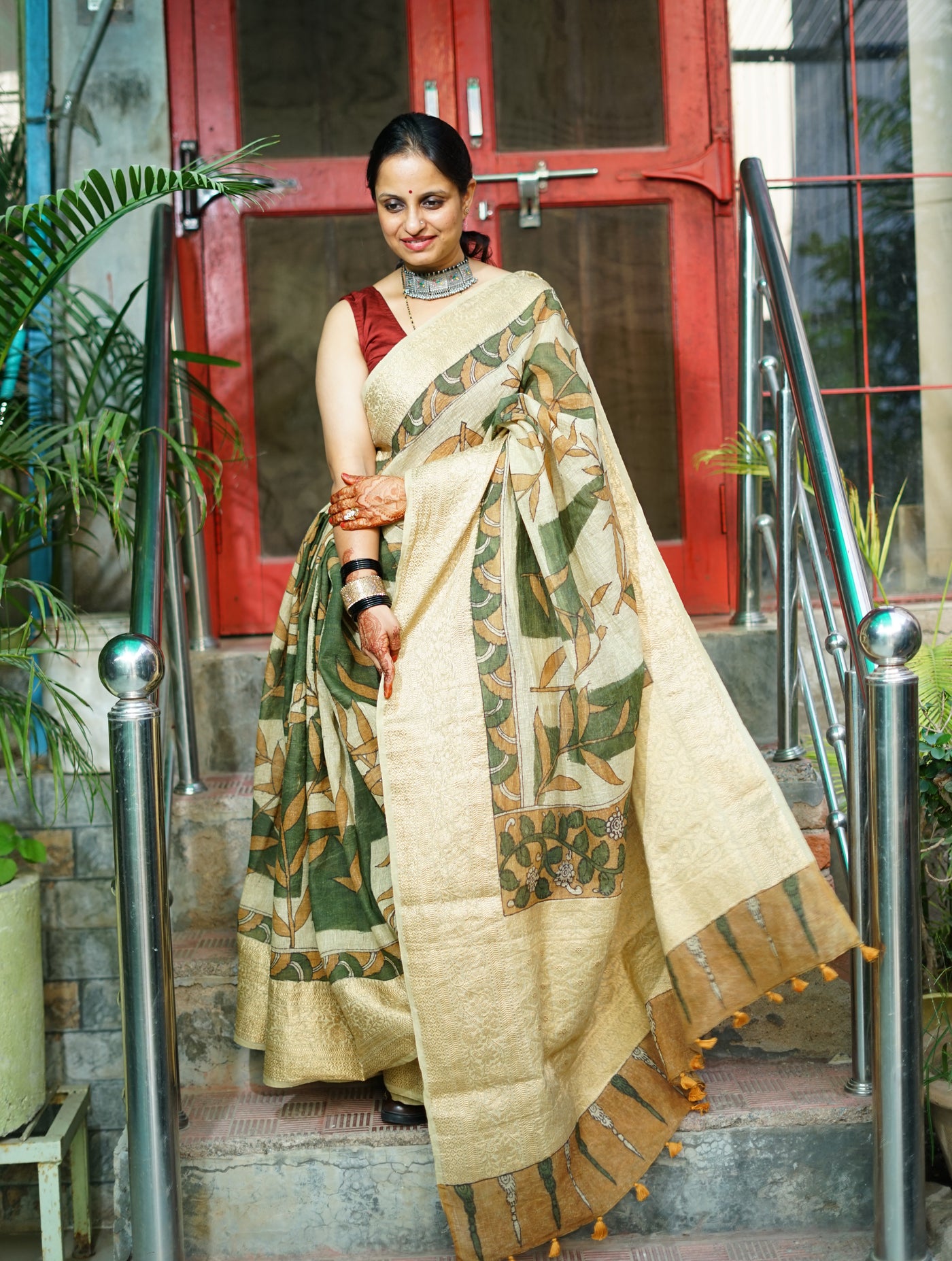 NAVJYOTI:HAND DRAWN, HAND PAINTED PURE SILK-LINEN PEN KALAMKARI SAREE with meenakari border