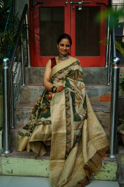 NAVJYOTI:HAND DRAWN, HAND PAINTED PURE SILK-LINEN PEN KALAMKARI SAREE with meenakari border