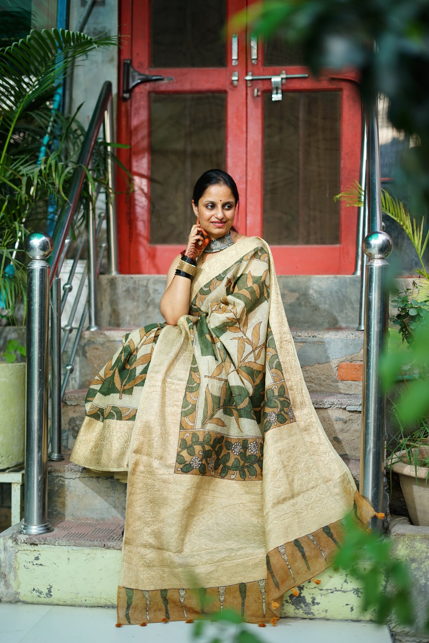 NAVJYOTI:HAND DRAWN, HAND PAINTED PURE SILK-LINEN PEN KALAMKARI SAREE with meenakari border