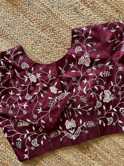 LAILA:DESIGNER CRAPE ORGANZA SAREE WITH SEQUENCE WORK.
