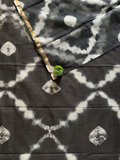 AAKRITI: BLACK,Handmade Pure cotton Kota Doria Saree.