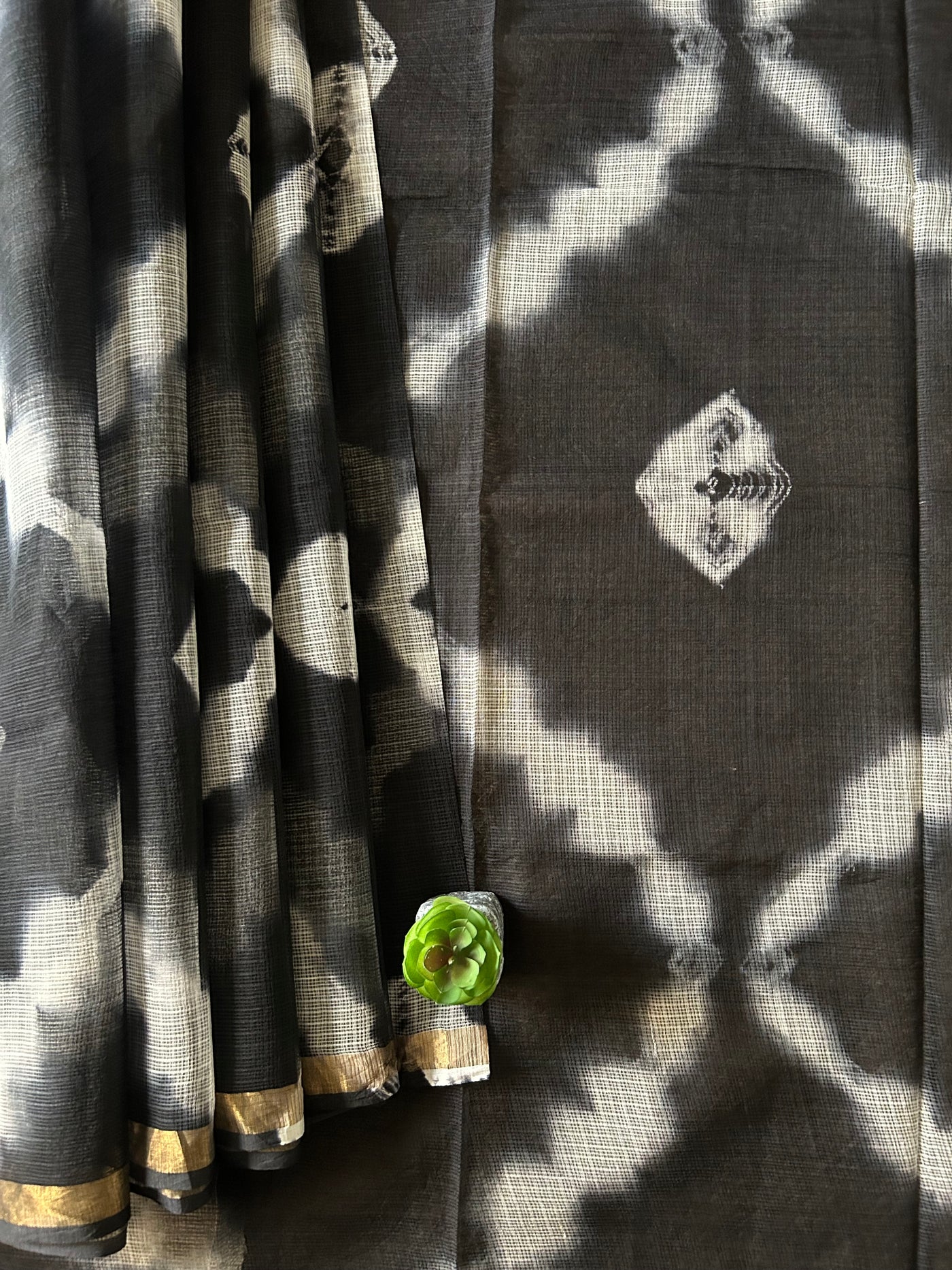 AAKRITI: BLACK,Handmade Pure cotton Kota Doria Saree.