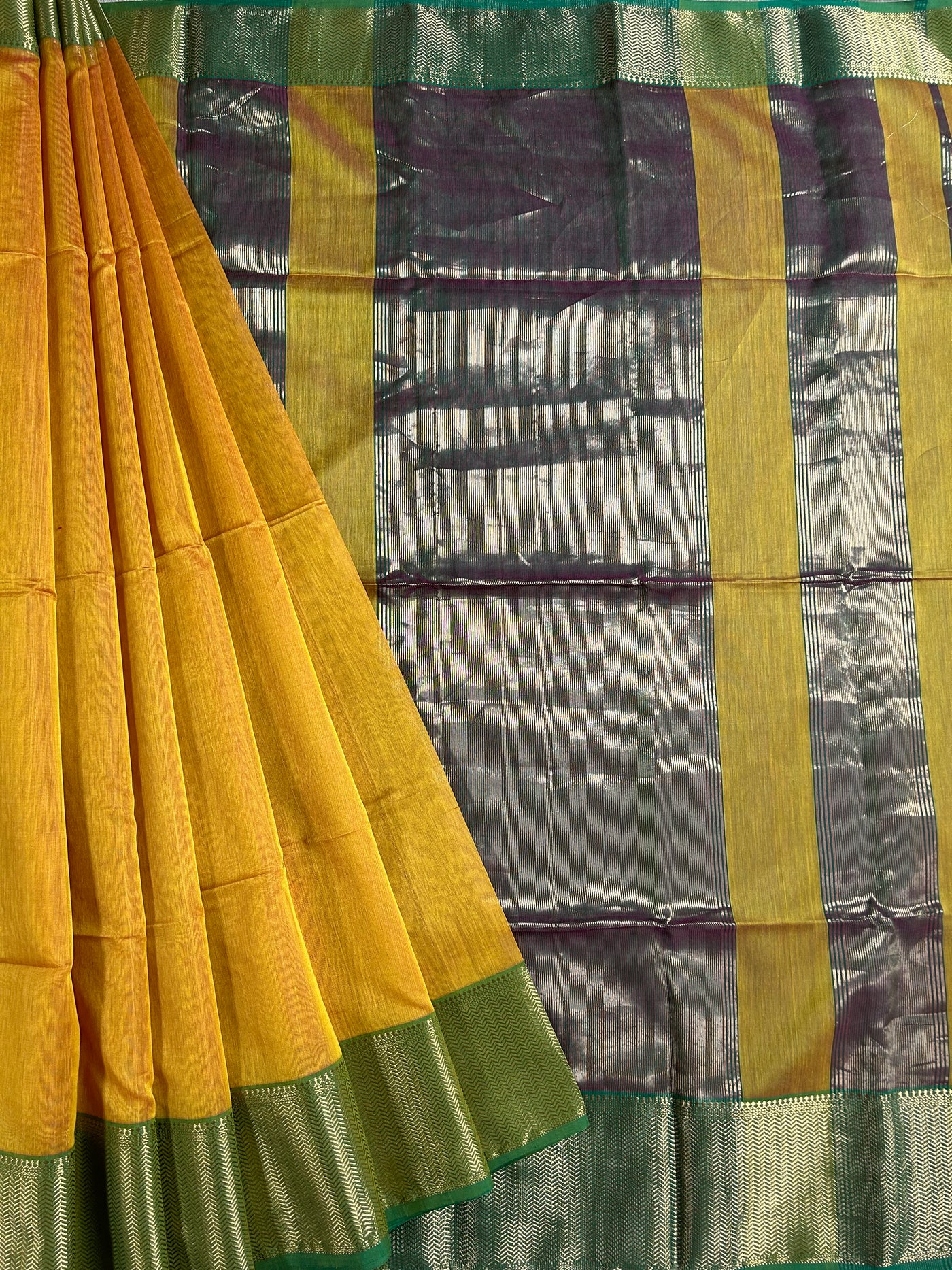 VRINDA: Handloom Silk-Cott Maheshwari Saree With Zari Border