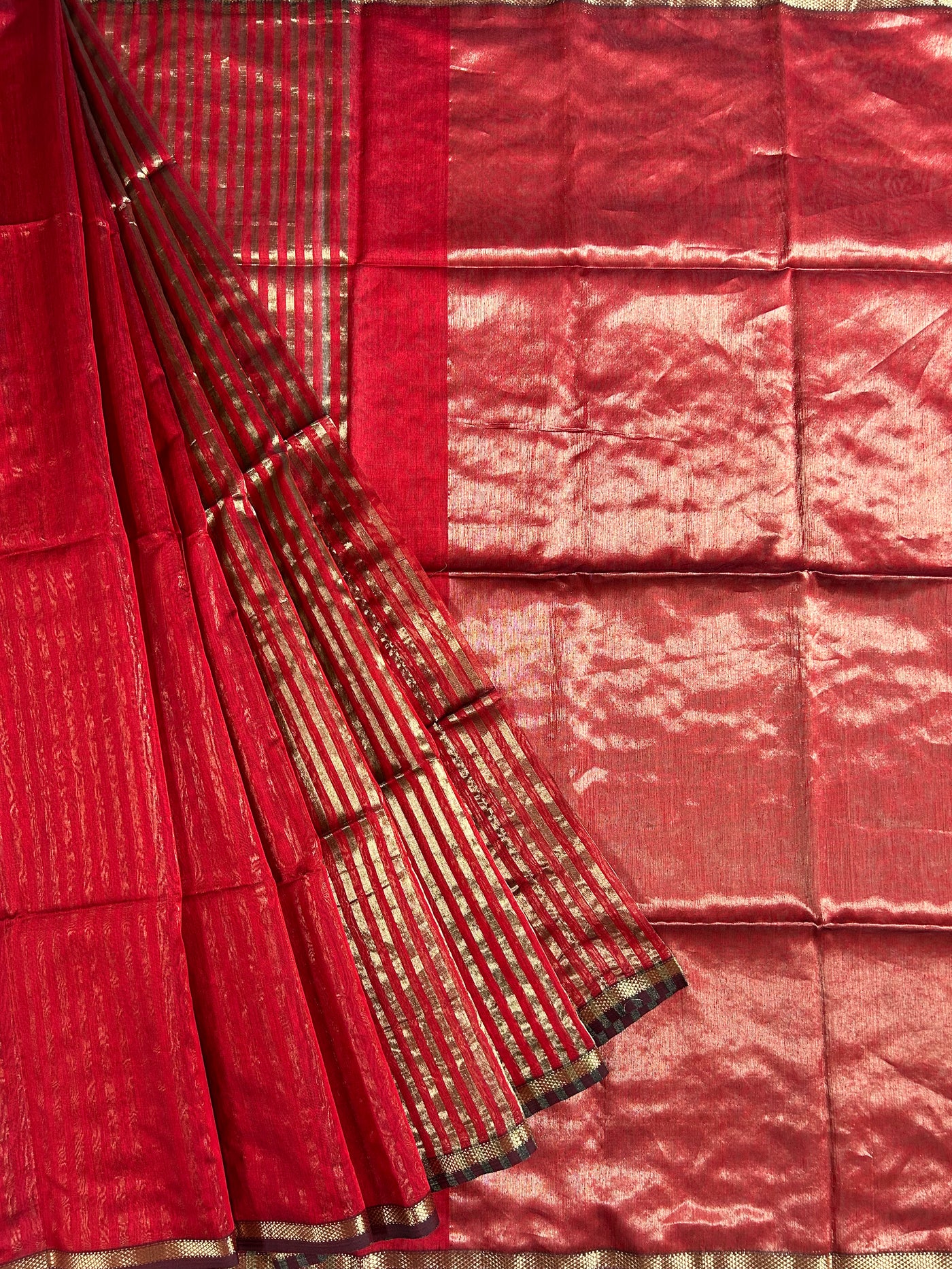 LAXMI: Handloom Silk-Cott Maheshwari Saree With Zari Border