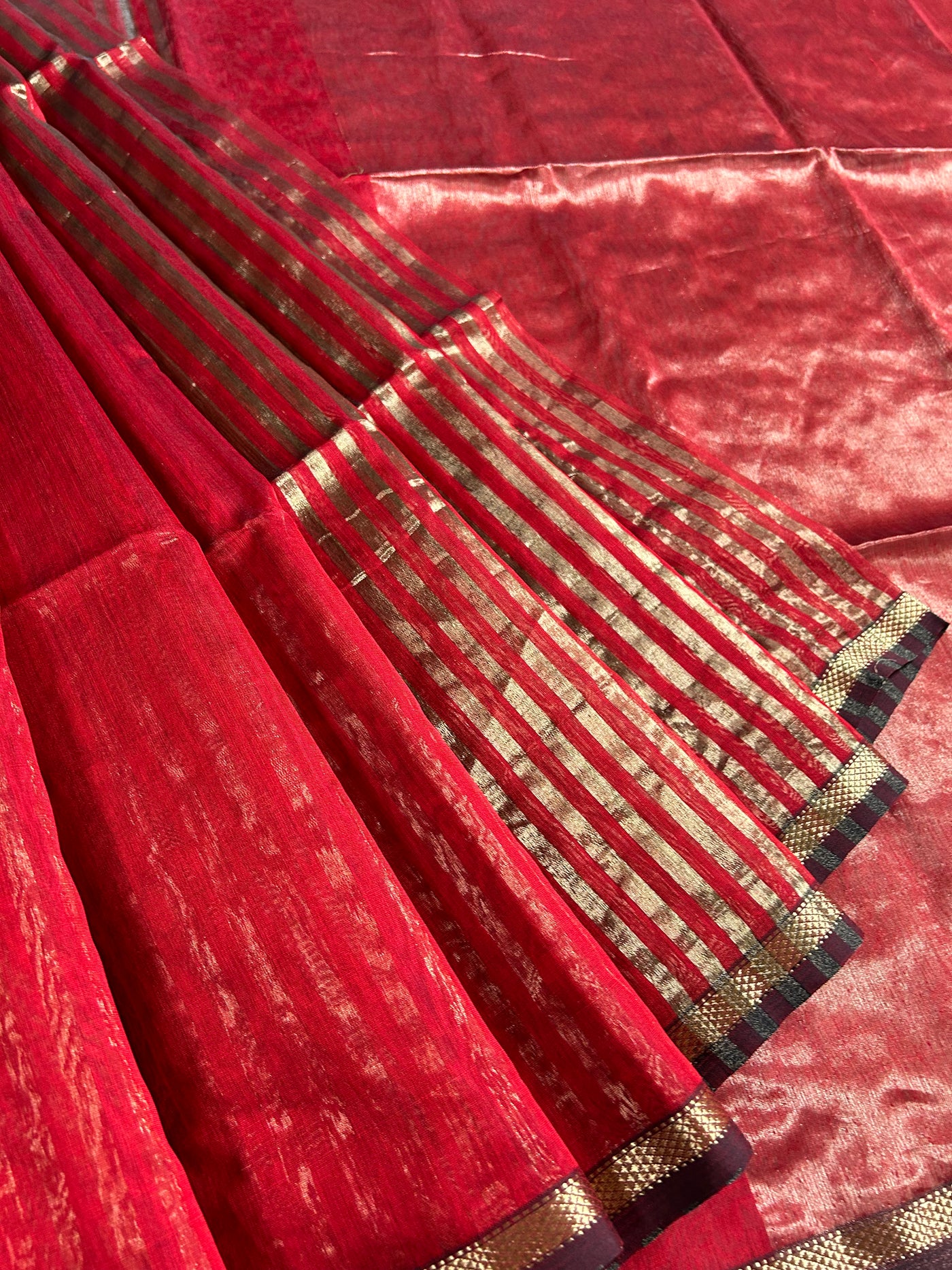 LAXMI: Handloom Silk-Cott Maheshwari Saree With Zari Border