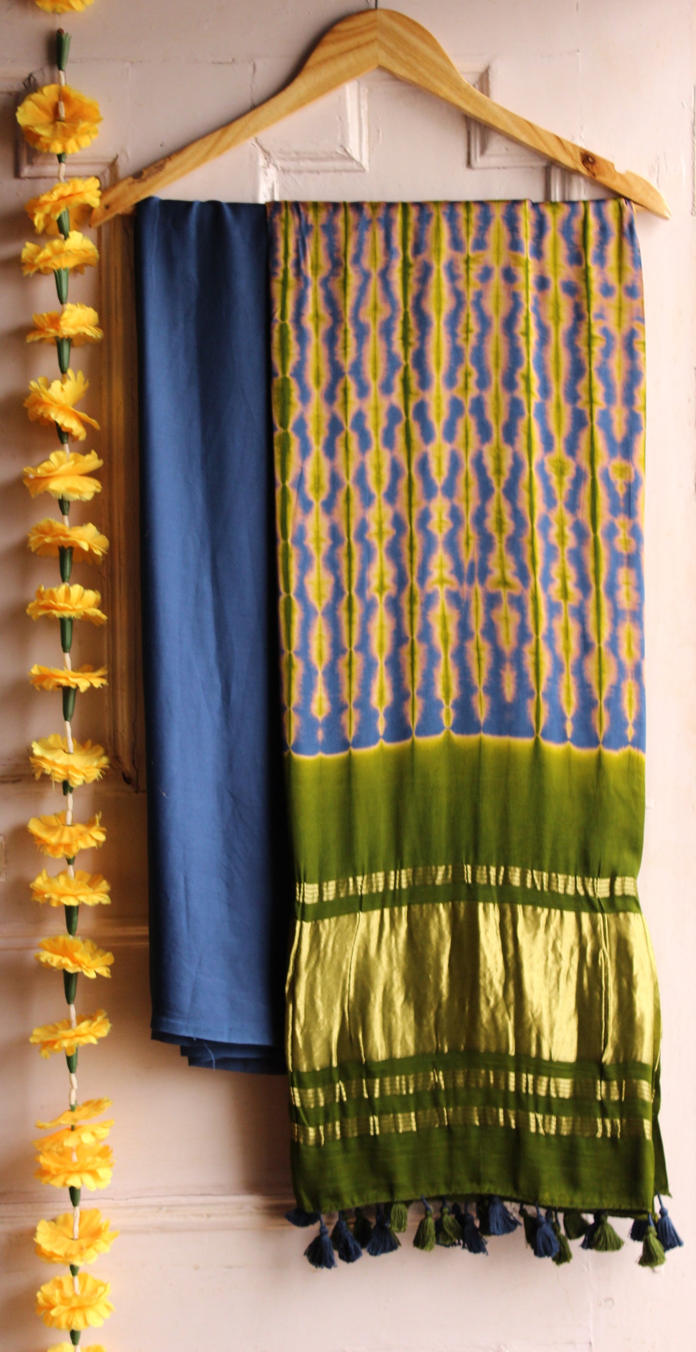 DHOLNA: Handmade Tie & Dye Modal Silk Suit