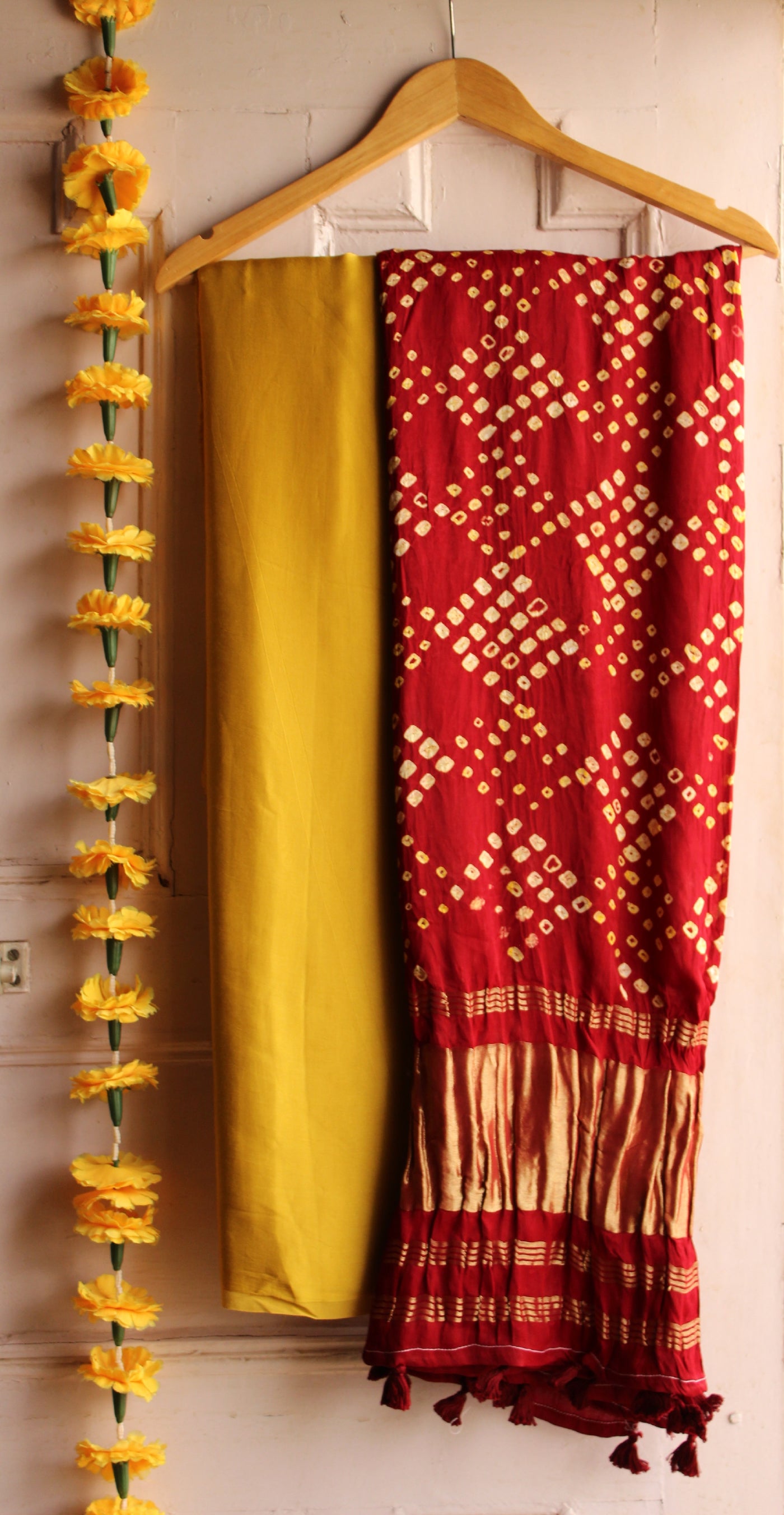 VIHANI : HANDMADE BANDHANI TISSUE DUPATTA WITH SOLID DYED MODAL SILK SUIT SET