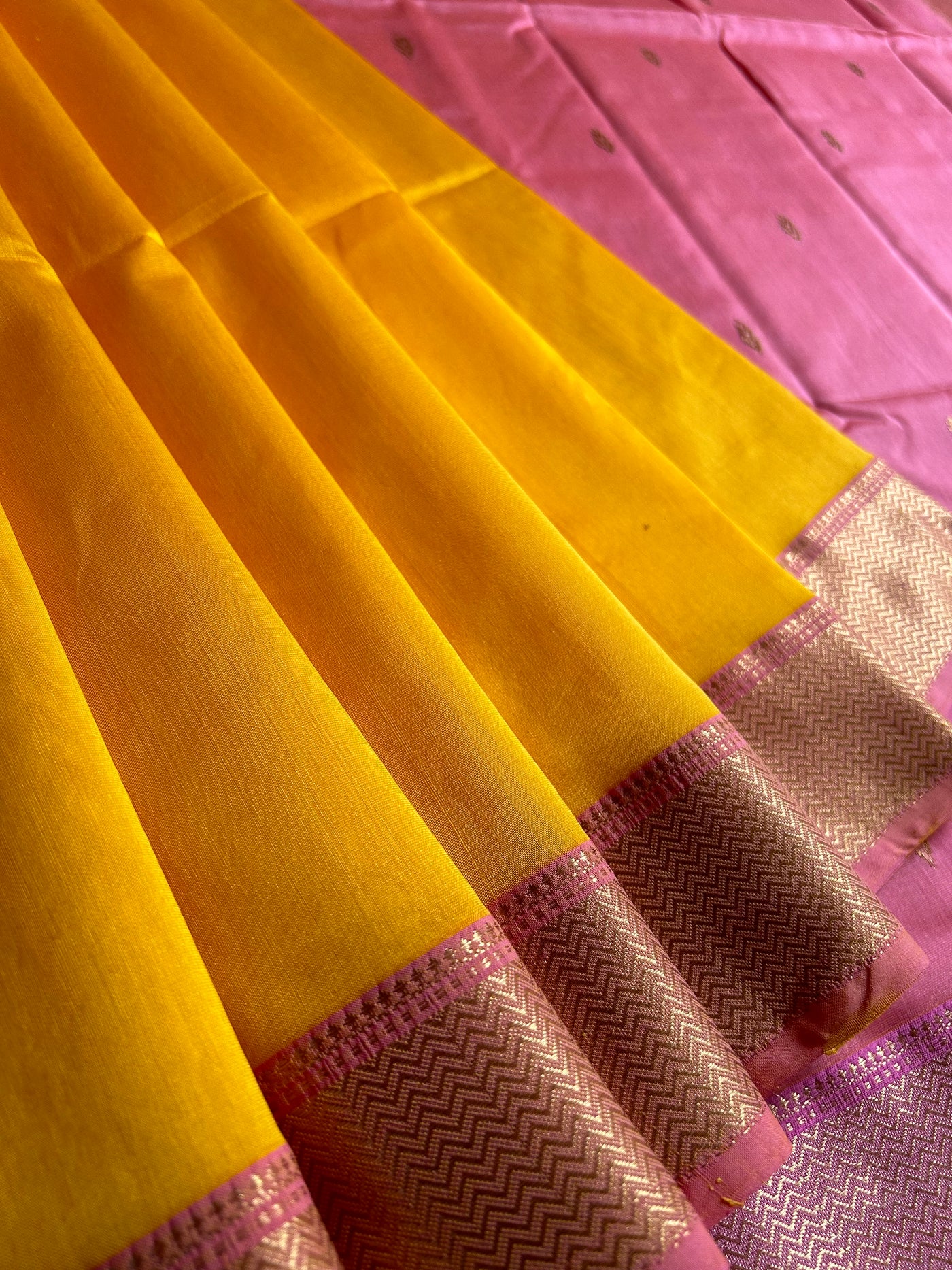 MASOOM: Handloom Silk-Cott Maheshwari Saree With Zari Border