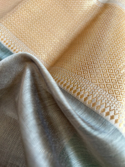 HARINI: Handloom Silk-Cott Maheshwari Saree With Zari Border