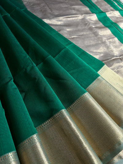 HARINI: Handloom Silk-Cott Maheshwari Saree With Zari Border