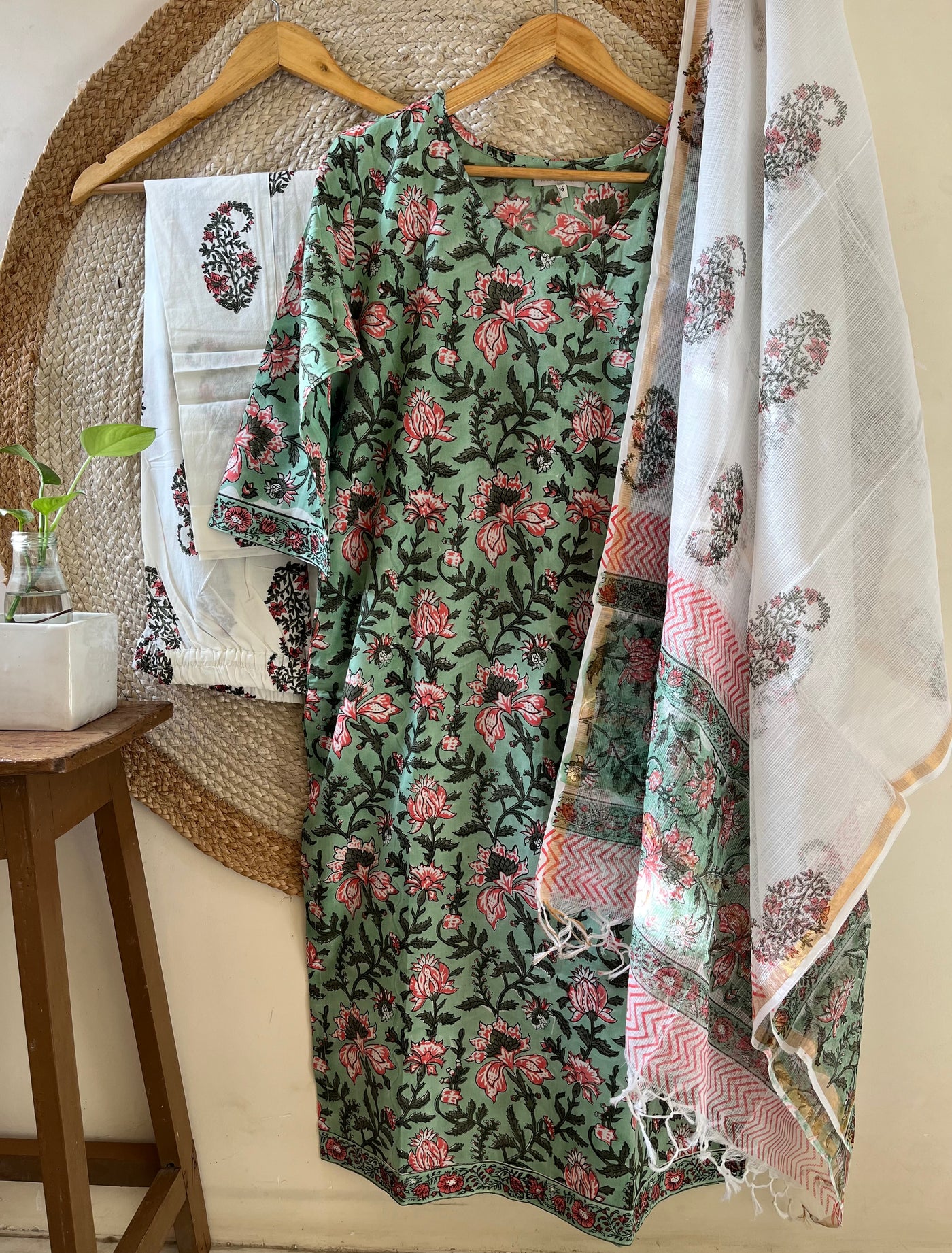 SUJAIN: Handblock mul cotton complete suit set – MYPOSHAAKH