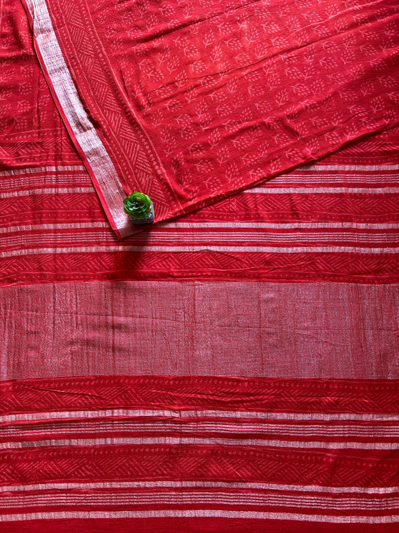 ZINDGANI:Handmade Linen-Cott Saree