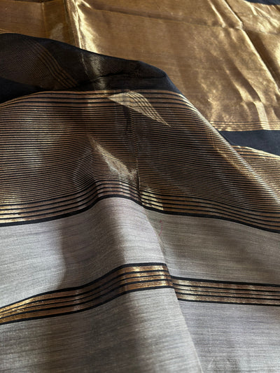 MRNALI: Handloom Silk-Cott Maheshwari Saree With Zari Border