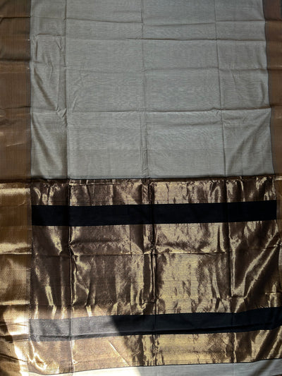 MRNALI: Handloom Silk-Cott Maheshwari Saree With Zari Border