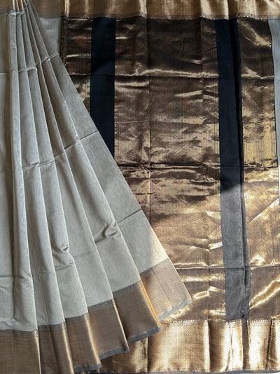 MRNALI: Handloom Silk-Cott Maheshwari Saree With Zari Border