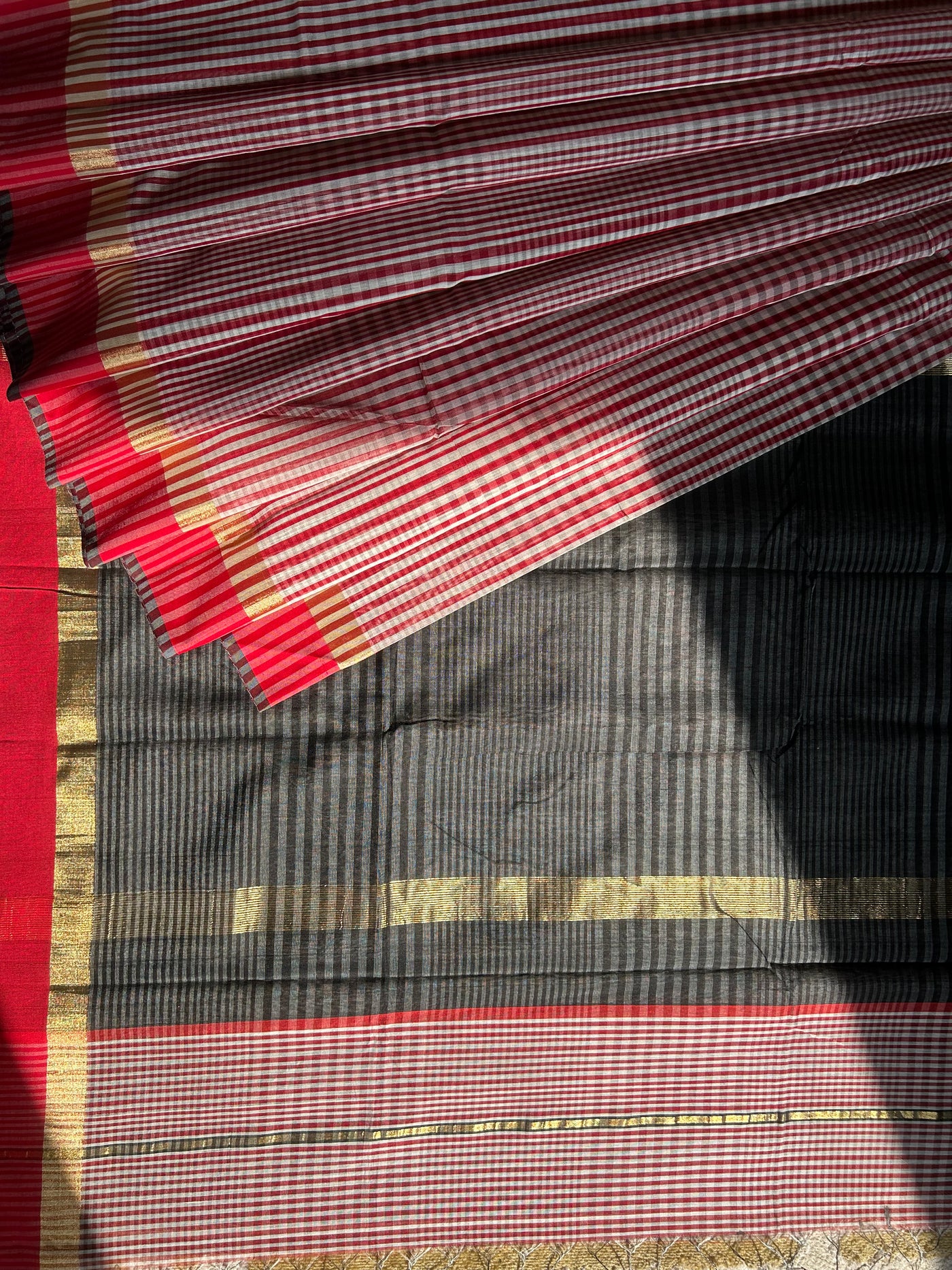 VAIDEHI: Handloom Silk-Cott Maheshwari Saree With Zari Border