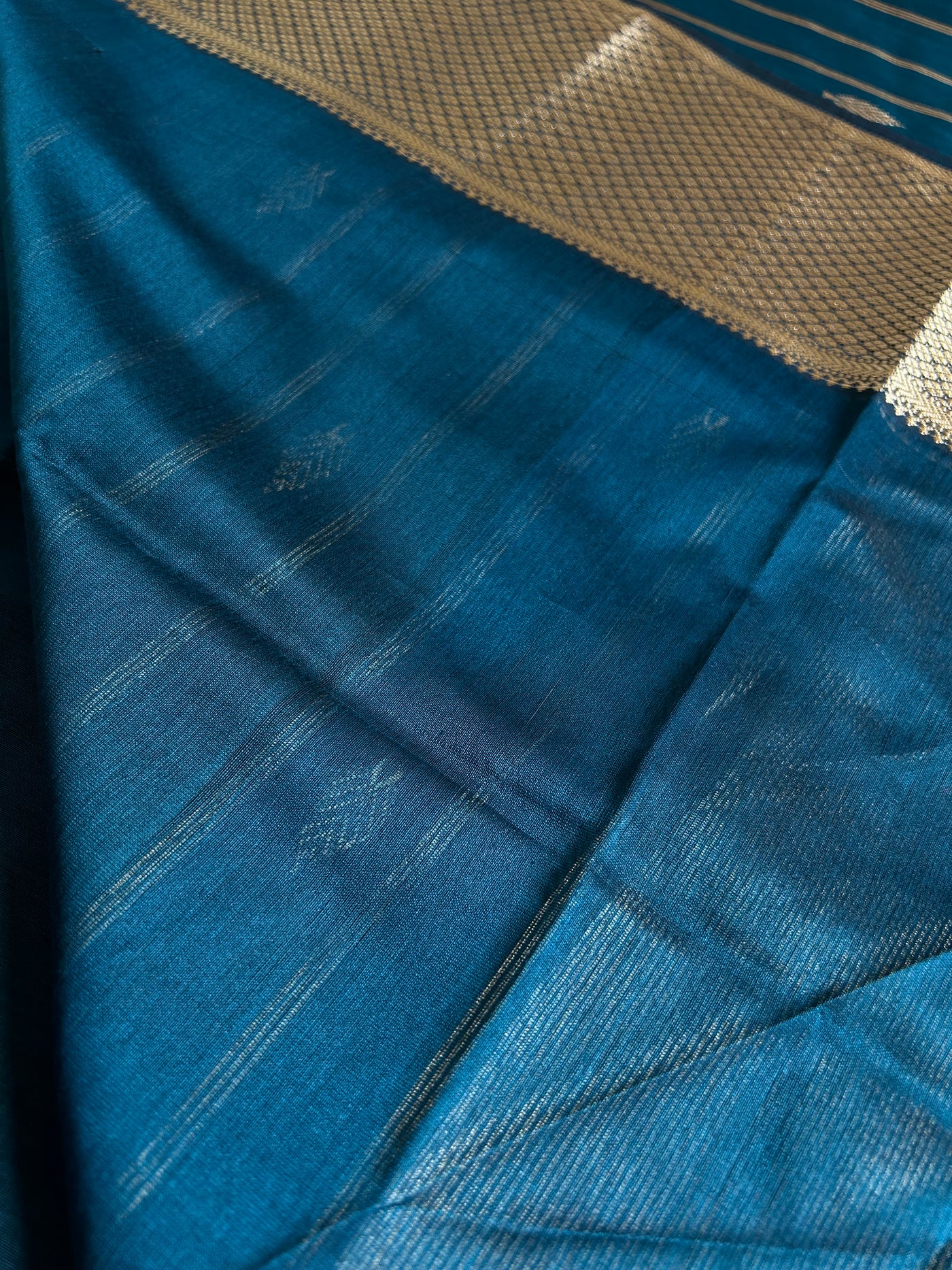 HEMA: Handloom Silk-Cott Maheshwari Saree With Zari Border