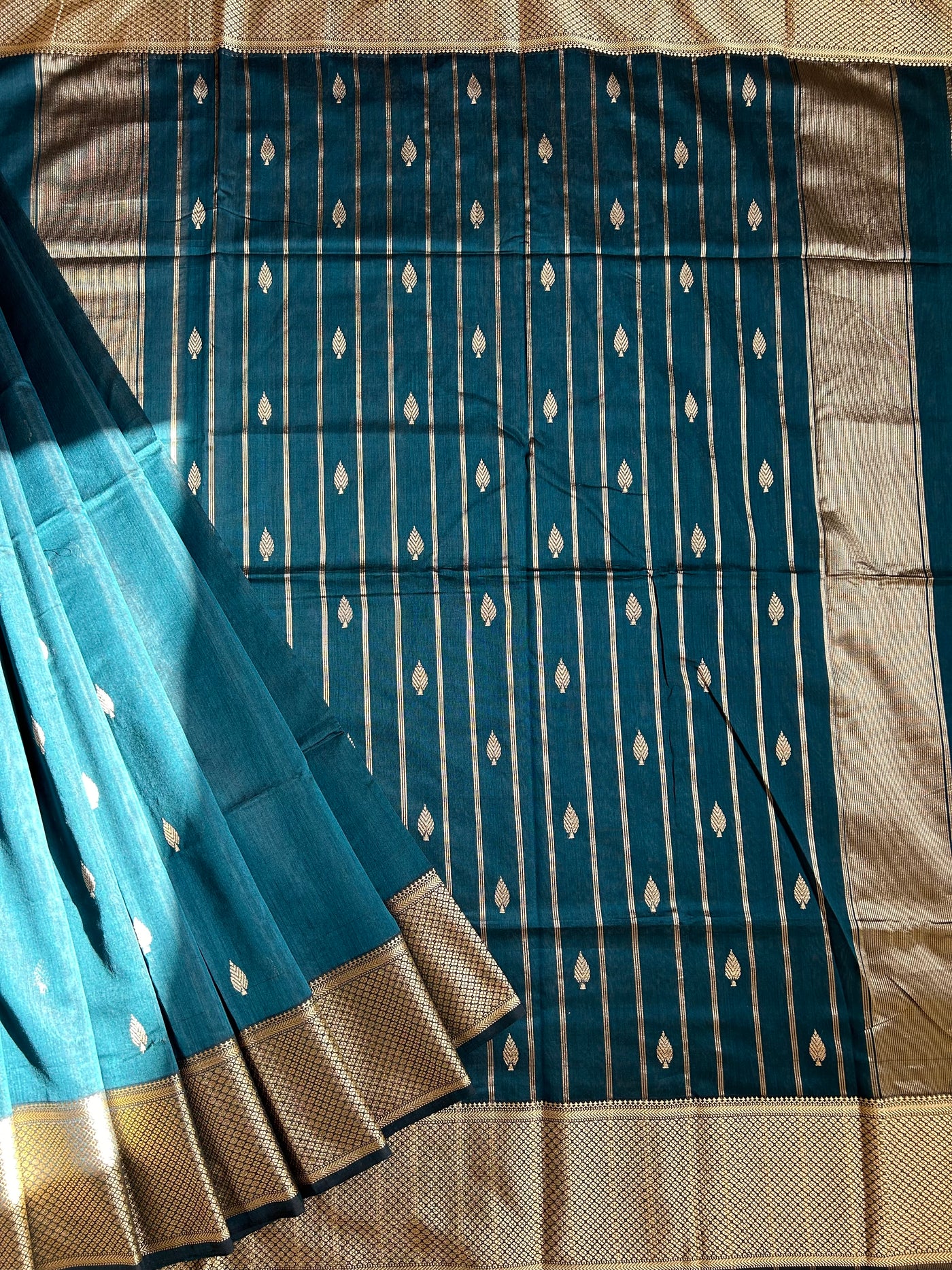 HEMA: Handloom Silk-Cott Maheshwari Saree With Zari Border