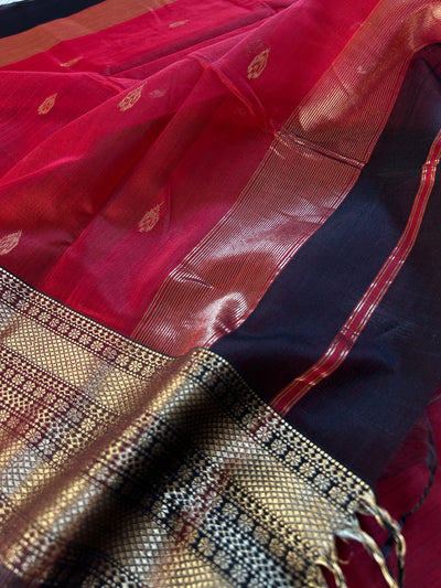 VAIJYANTI: Handloom Silk-Cott Maheshwari Saree With Zari Border