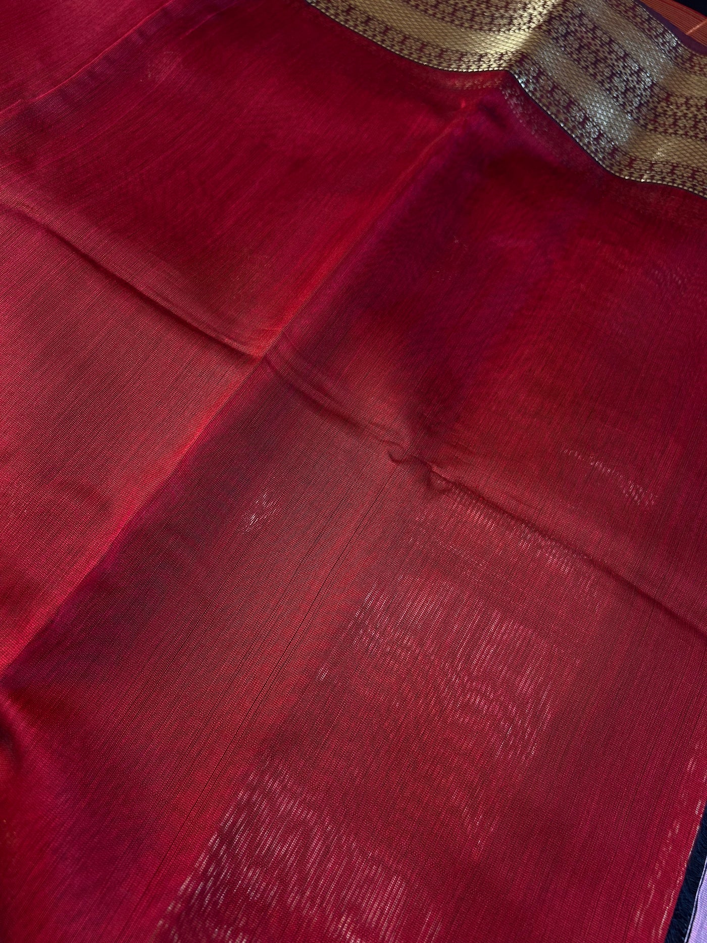 VAIJYANTI: Handloom Silk-Cott Maheshwari Saree With Zari Border