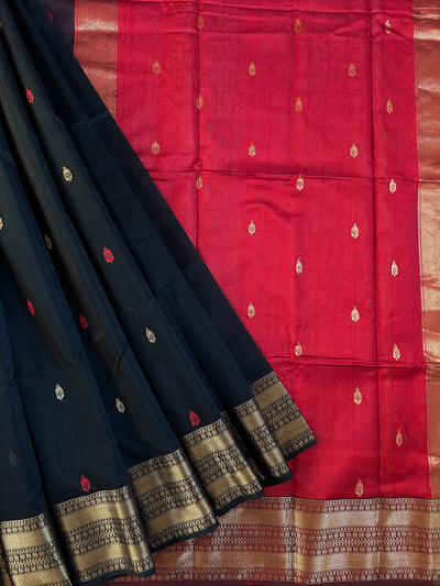 VAIJYANTI: Handloom Silk-Cott Maheshwari Saree With Zari Border