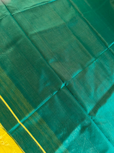 SHAILJA: Handloom Silk-Cott Maheshwari Saree With Zari Border.