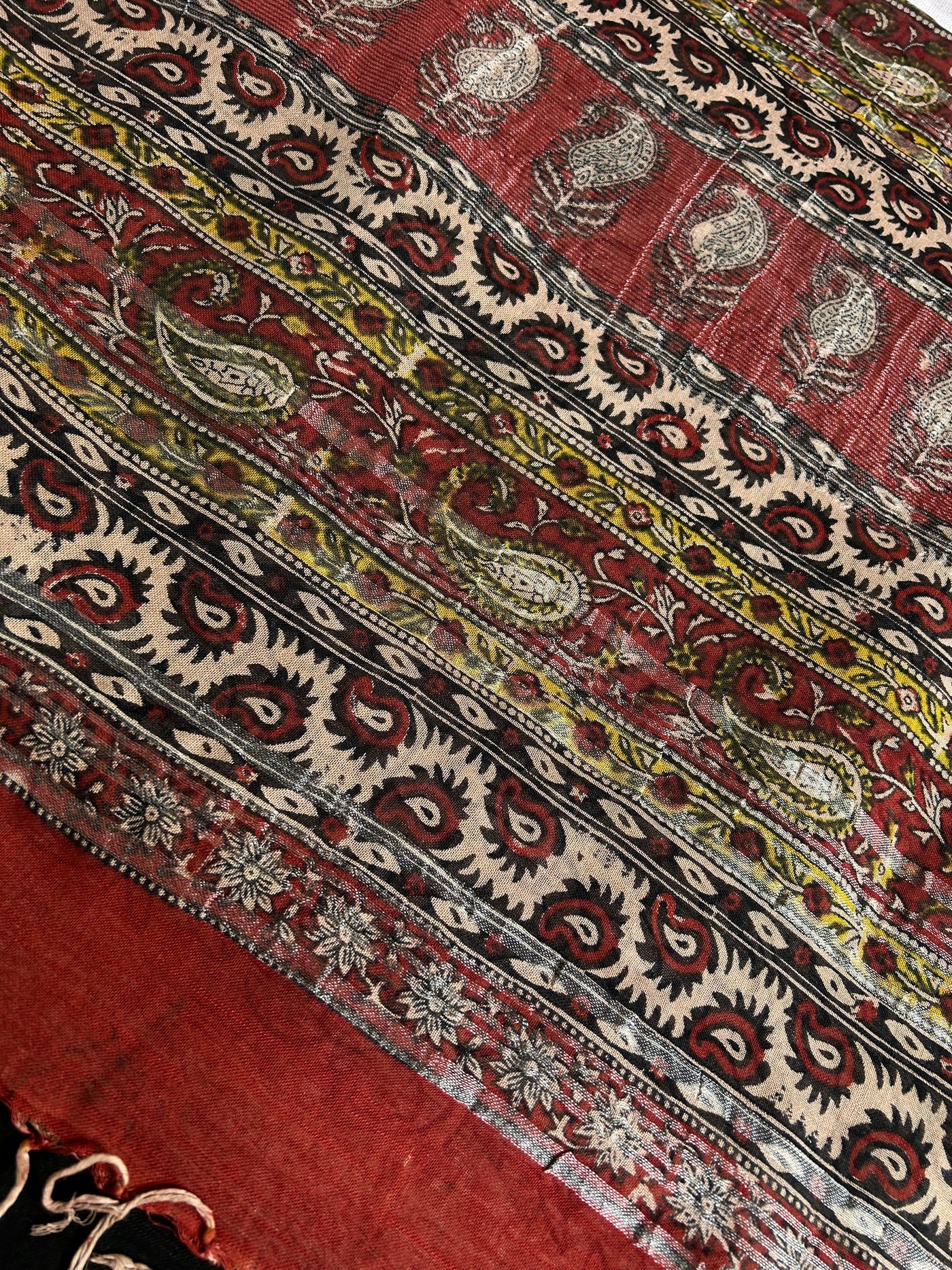 DIYA : Handmade linen-cott saree