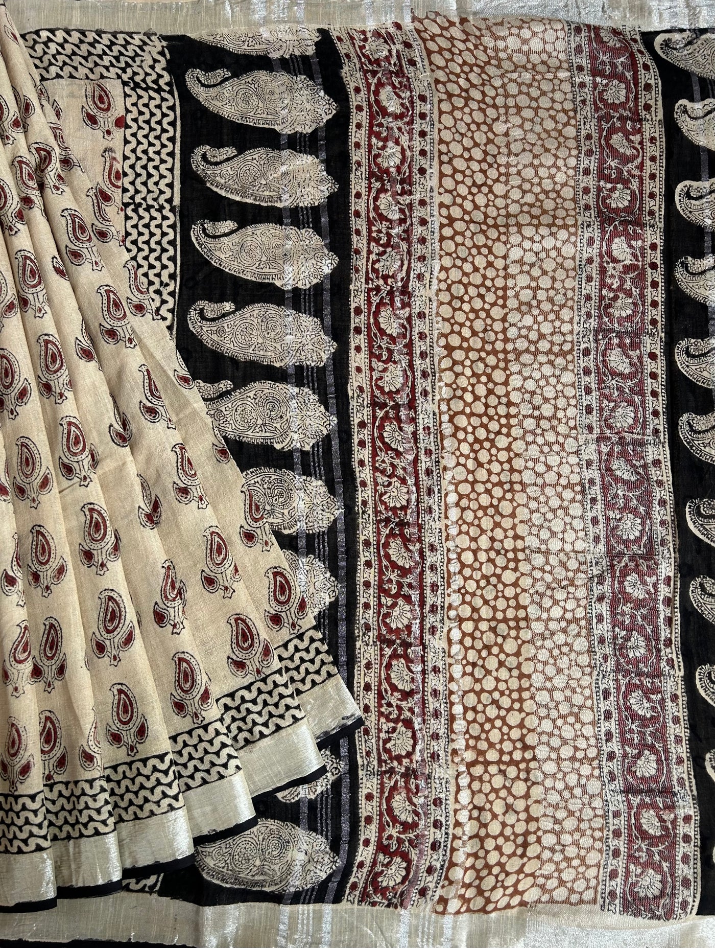 DAKSHA: Handmade linen-cott saree