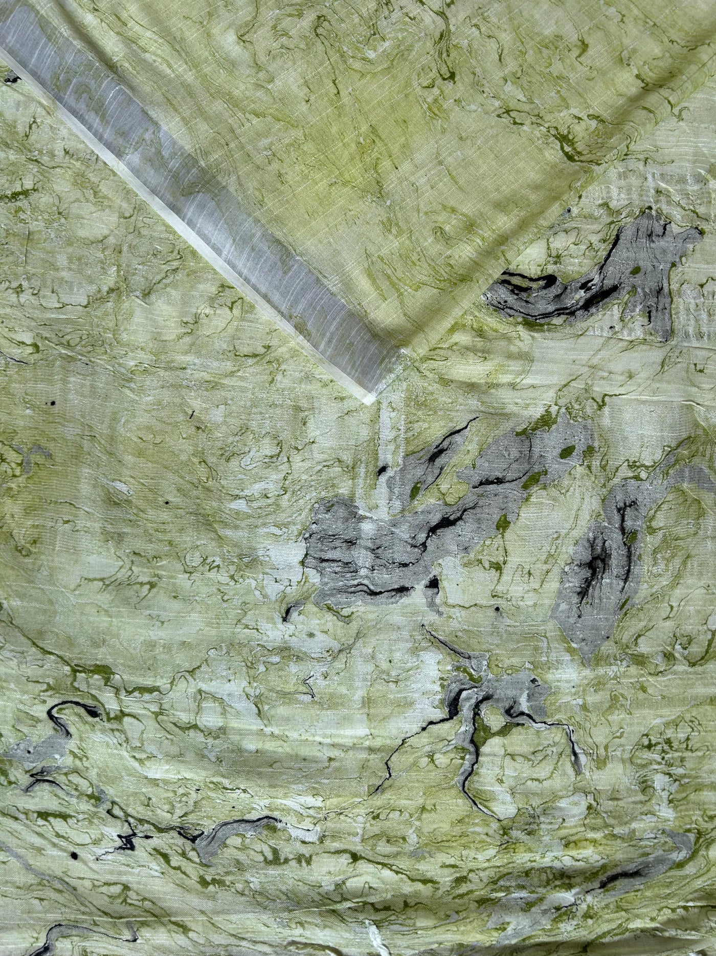 DHRITI: Handmade linen-cott saree