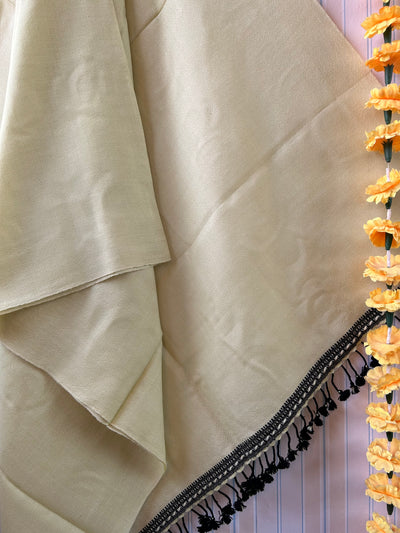 Creamy touch:Handloom Marino Wool shawl