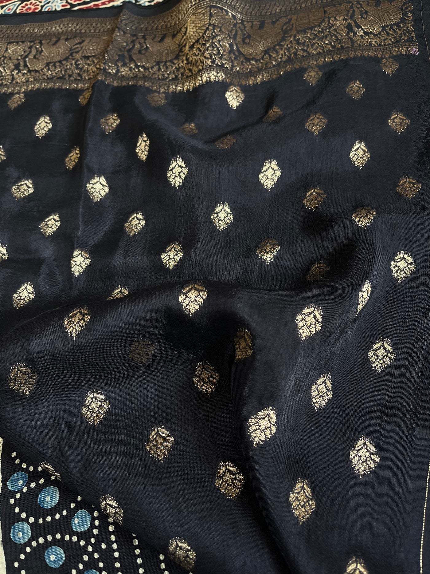 MAHIRA: Premium DolaSilk Meenakari Pallu Ajrakh Saree