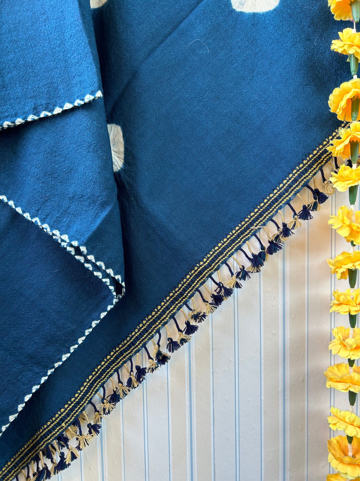 Blue Knots :Handloom Marino Wool bandhni shawl