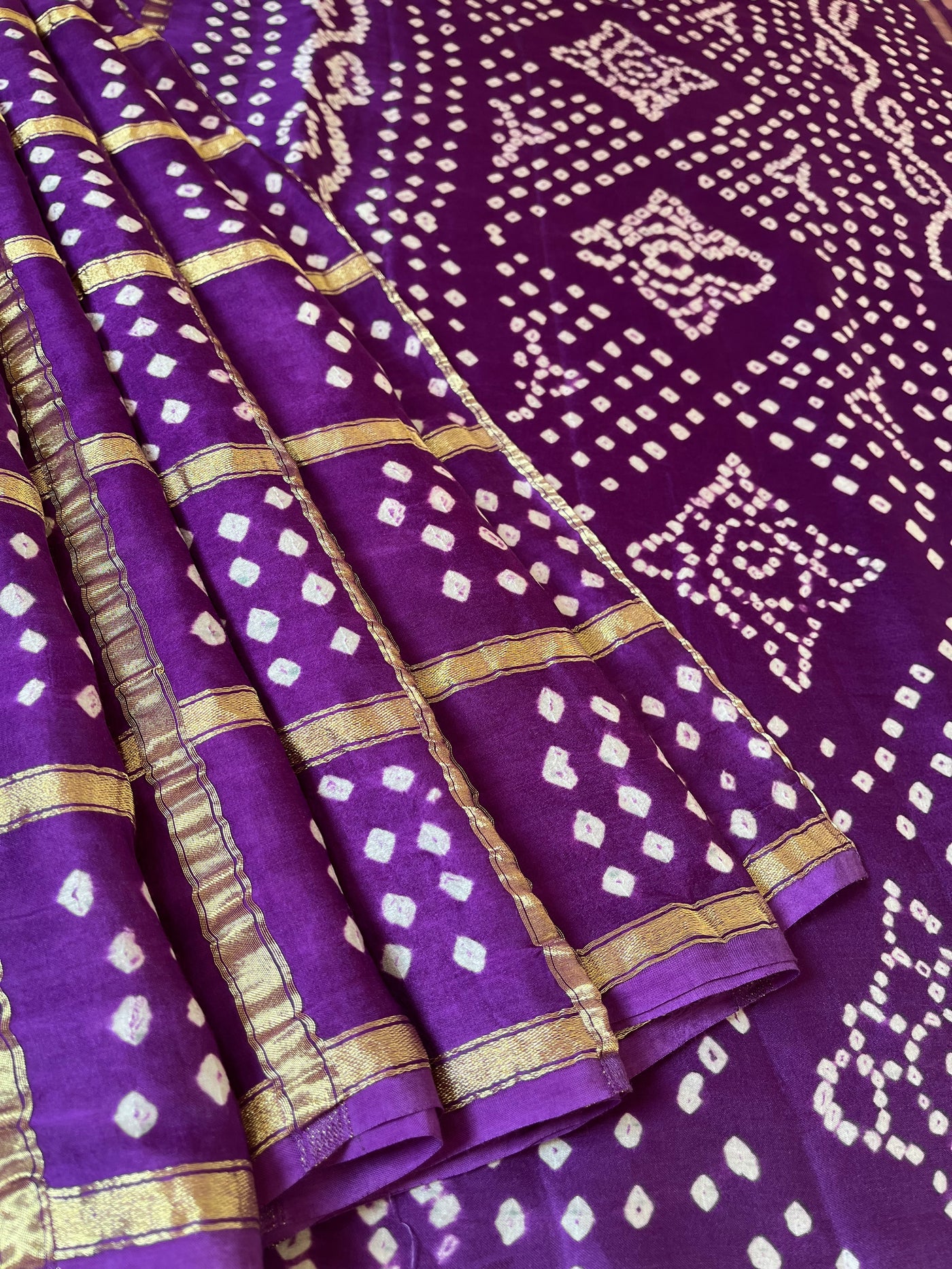 RAGINI:HANDMADE BANDHANI GHARCHOLA MODAL SILK SAREE