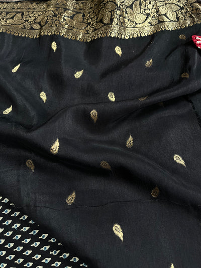 SAMEEKSHA:Handblock Ajrakh Dola Silk Saree with Meenakari Pallu