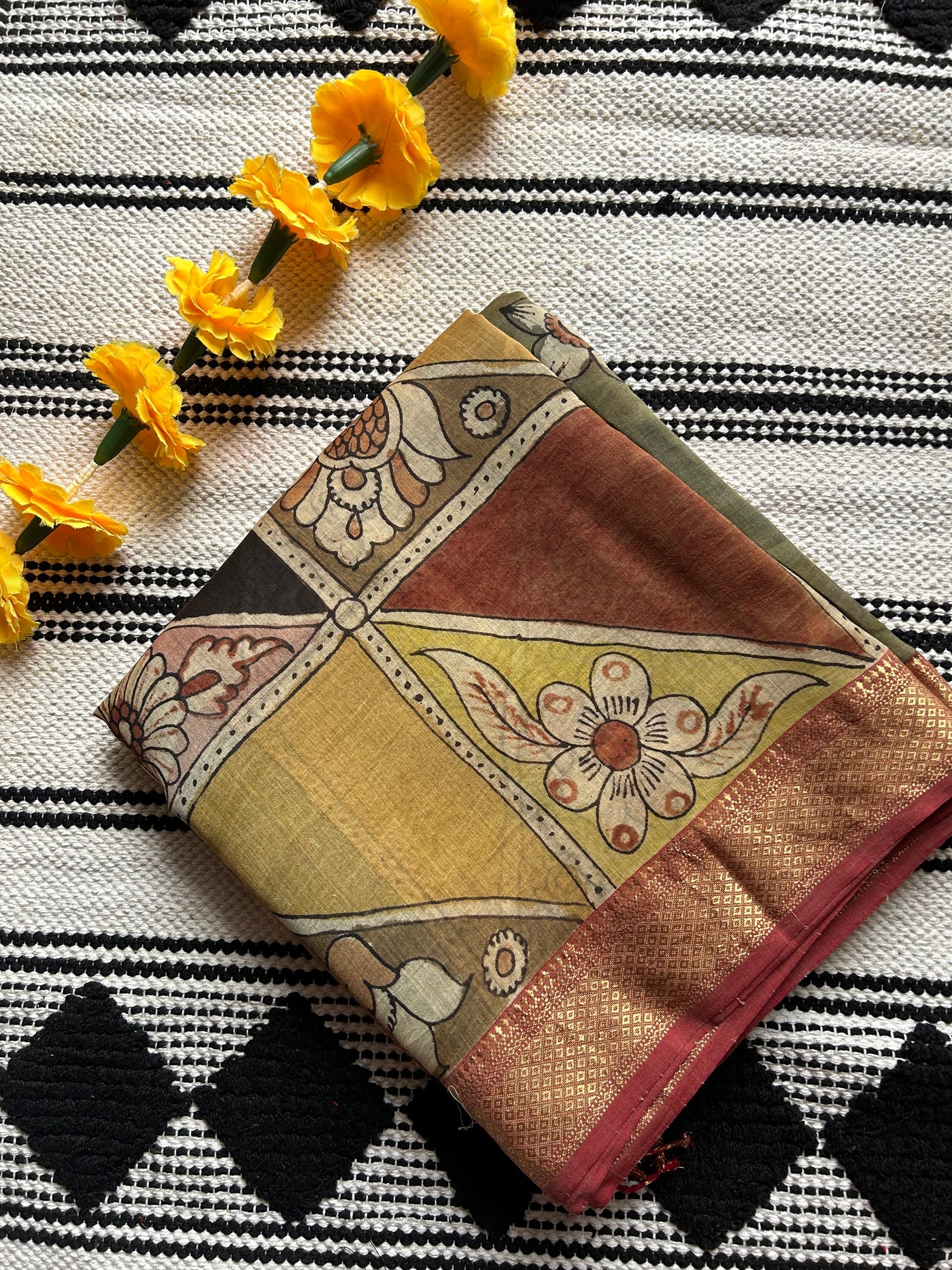 MORNI: Handloom Maheshwari Pen Kalamkari Saree