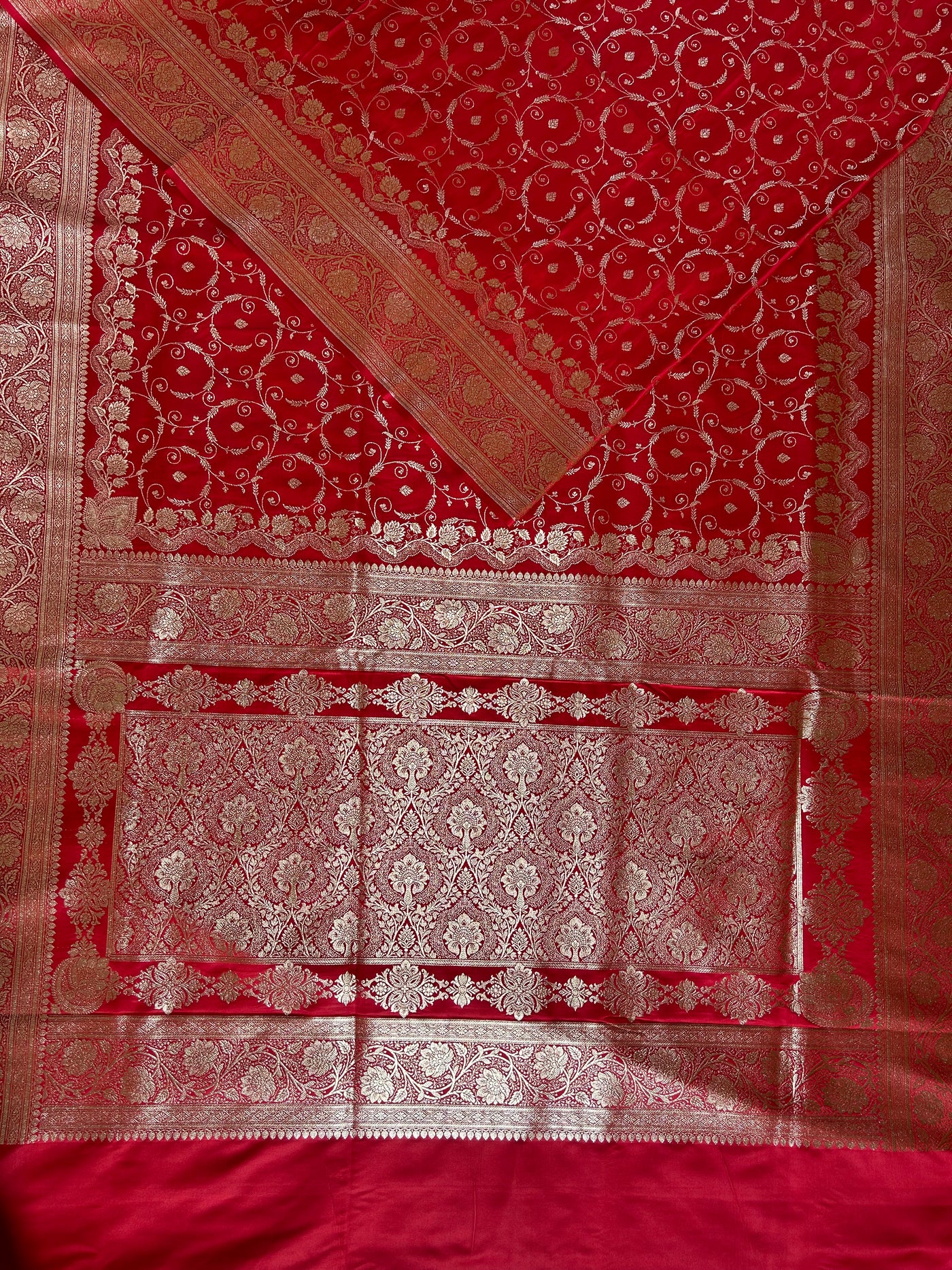 RANGRASIYA : RED, WEDDING WEAR BANARASI KATAN SILK SAREE WITH JAAL WORK.