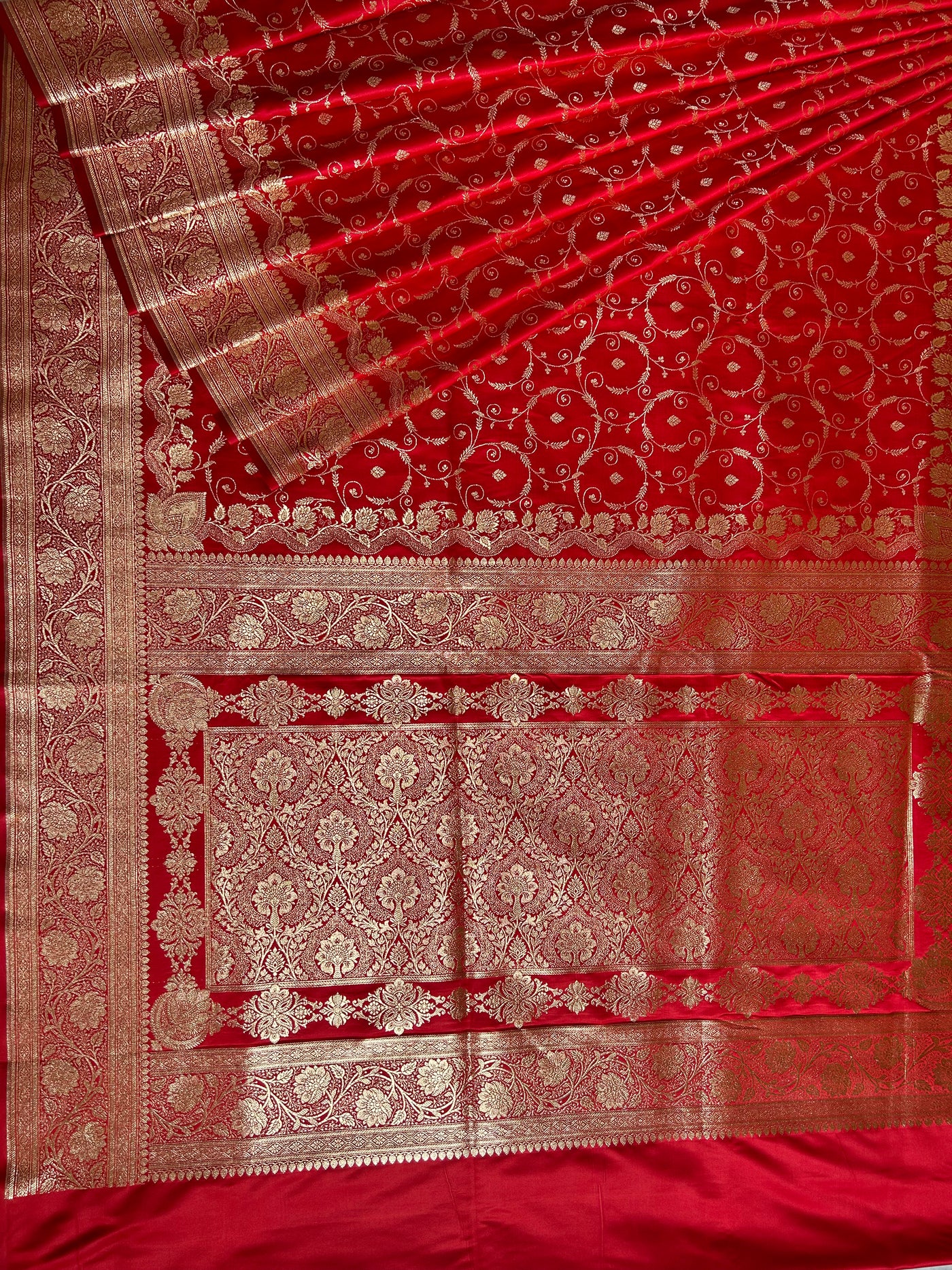 RANGRASIYA : RED, WEDDING WEAR BANARASI KATAN SILK SAREE WITH JAAL WORK.