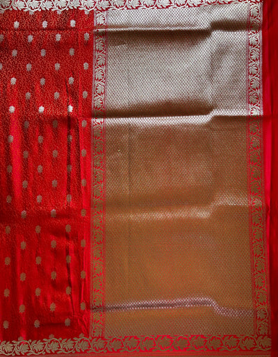 DULHAN : SINDOORI, WEDDING WEAR BANARASI SATIN SILK TANCHUI SAREE WITH ZARI PALLU.