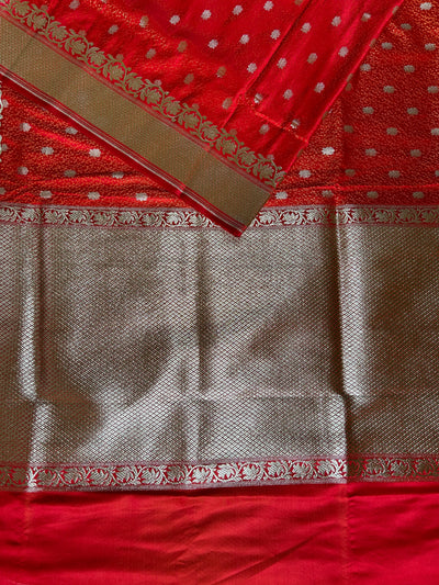 DULHAN : SINDOORI, WEDDING WEAR BANARASI SATIN SILK TANCHUI SAREE WITH ZARI PALLU.