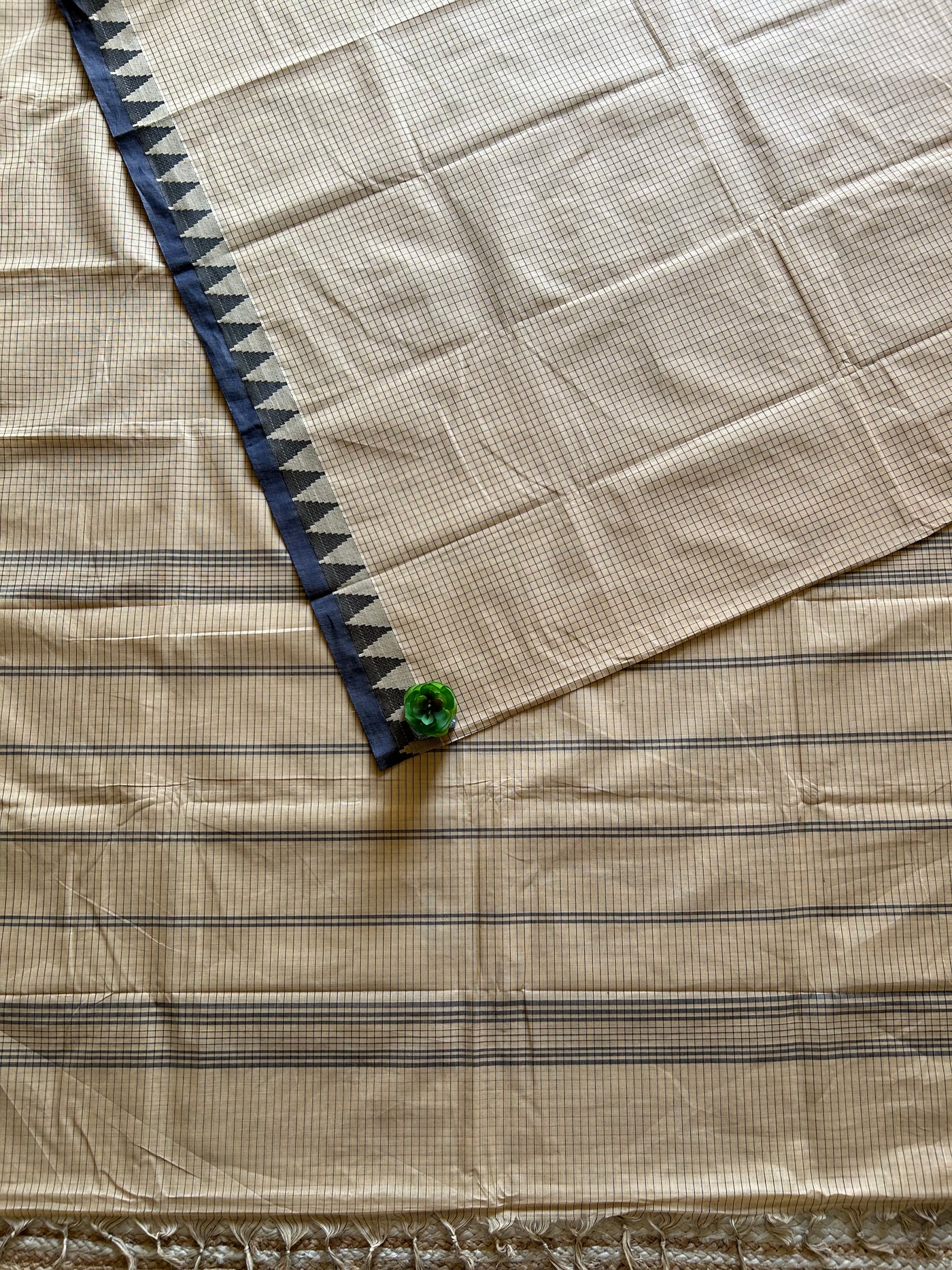KUMUDA: Cream,KANCHIPURAM PURE COTTON SAREE WITH BORDERS.