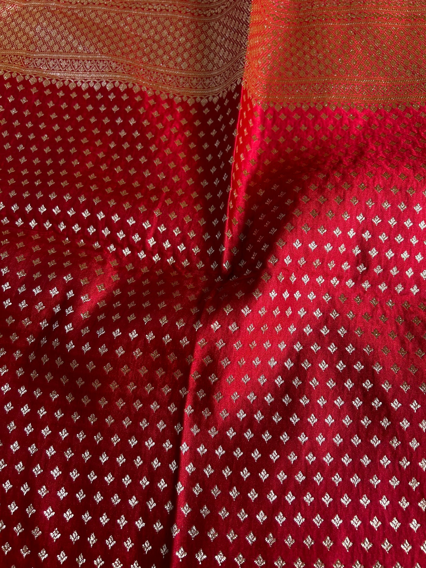 NAYANTARA : RED, WEDDING WEAR PURE SILK-EXCEL MASHRU BANARASI SAREE