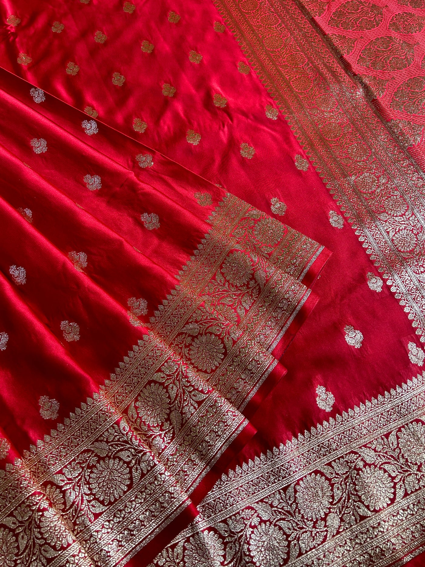 NAYANTARA : RED, WEDDING WEAR PURE SILK-EXCEL MASHRU BANARASI SAREE