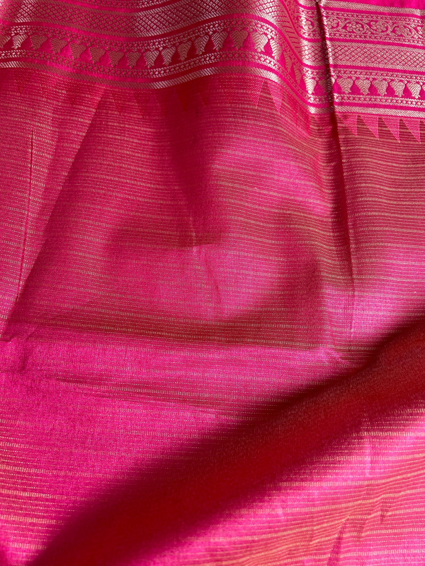 KUNDAN : CREAM, FESTIVE WEAR BANARASI KOTA CHECKS SAREE WITH GANGA- JAMUNA BORDER.