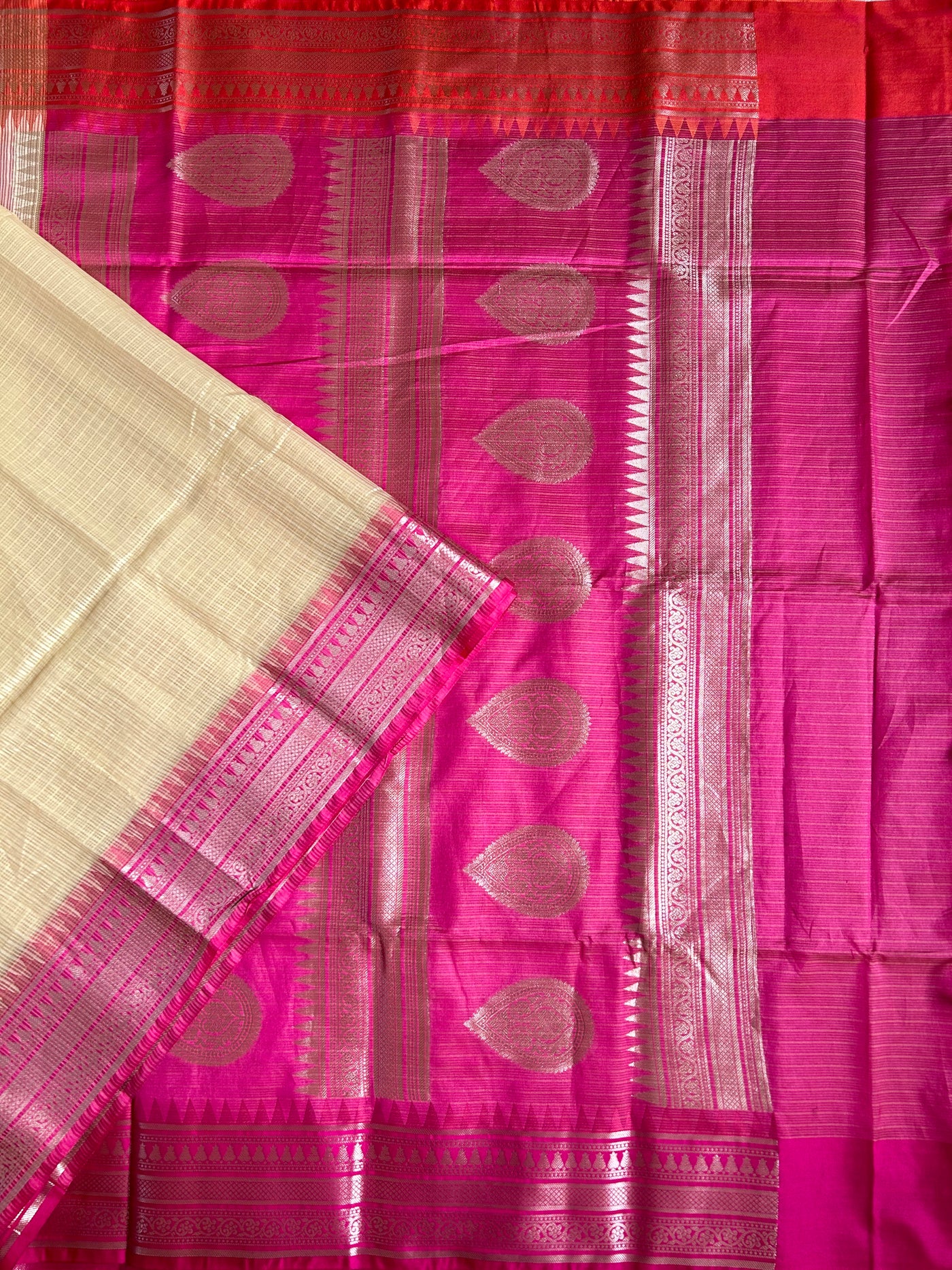 KUNDAN : CREAM, FESTIVE WEAR BANARASI KOTA CHECKS SAREE WITH GANGA- JAMUNA BORDER.