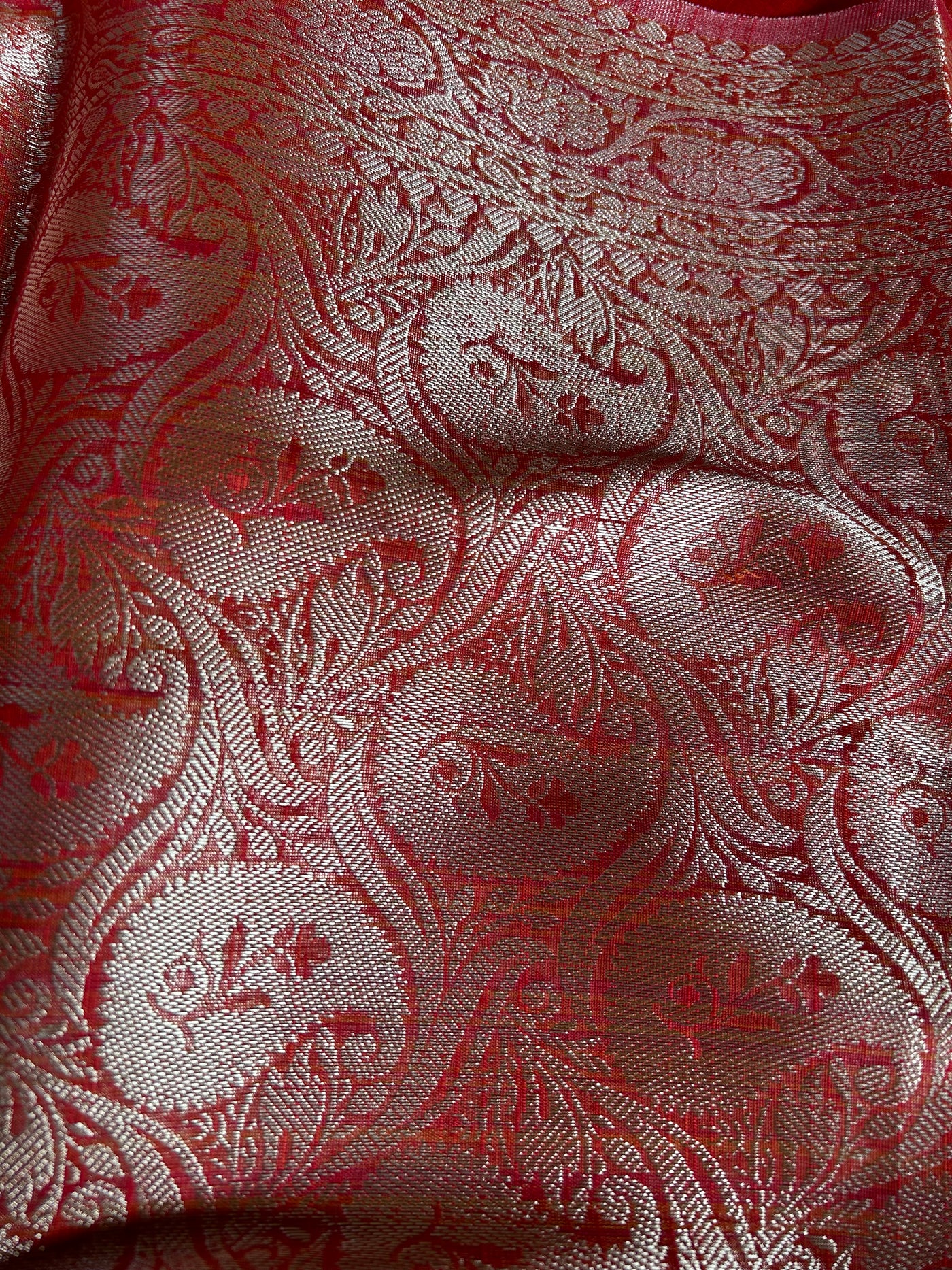 JANAKI :RED, PARTYWEAR BANARASI SILK- LINEN SLUB SAREE.