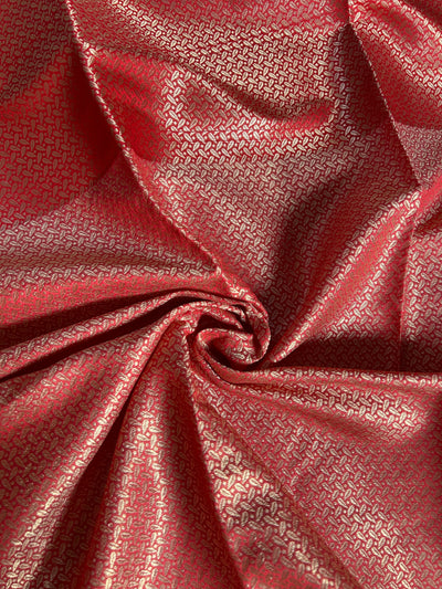 NILAY:CREAM, PARTYWEAR BANARASI TANCHUI SAREE WITH ZARI PALLU.